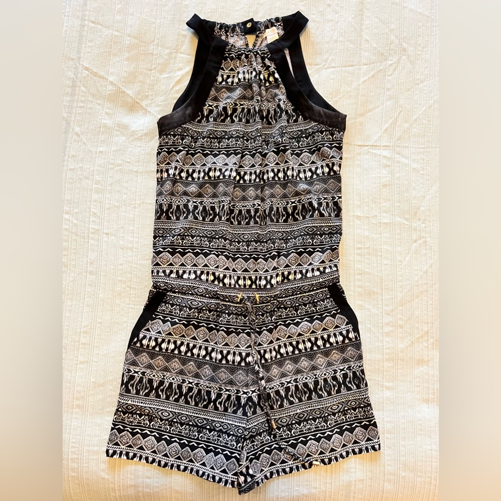 Cache Romper